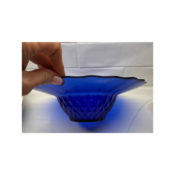 Cobalt Blue Glass Vintage Diamond Point Pattern Base - Picture 6 of 8